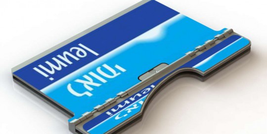 Credit Card Holder with protraction against forgetfulness